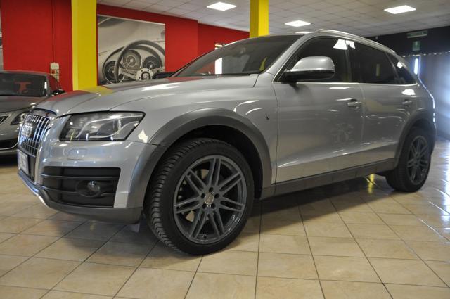 AUDI Q5 3.0 V6 TDI quattro S tronic*TETTO/LED/NAVI/PDC*