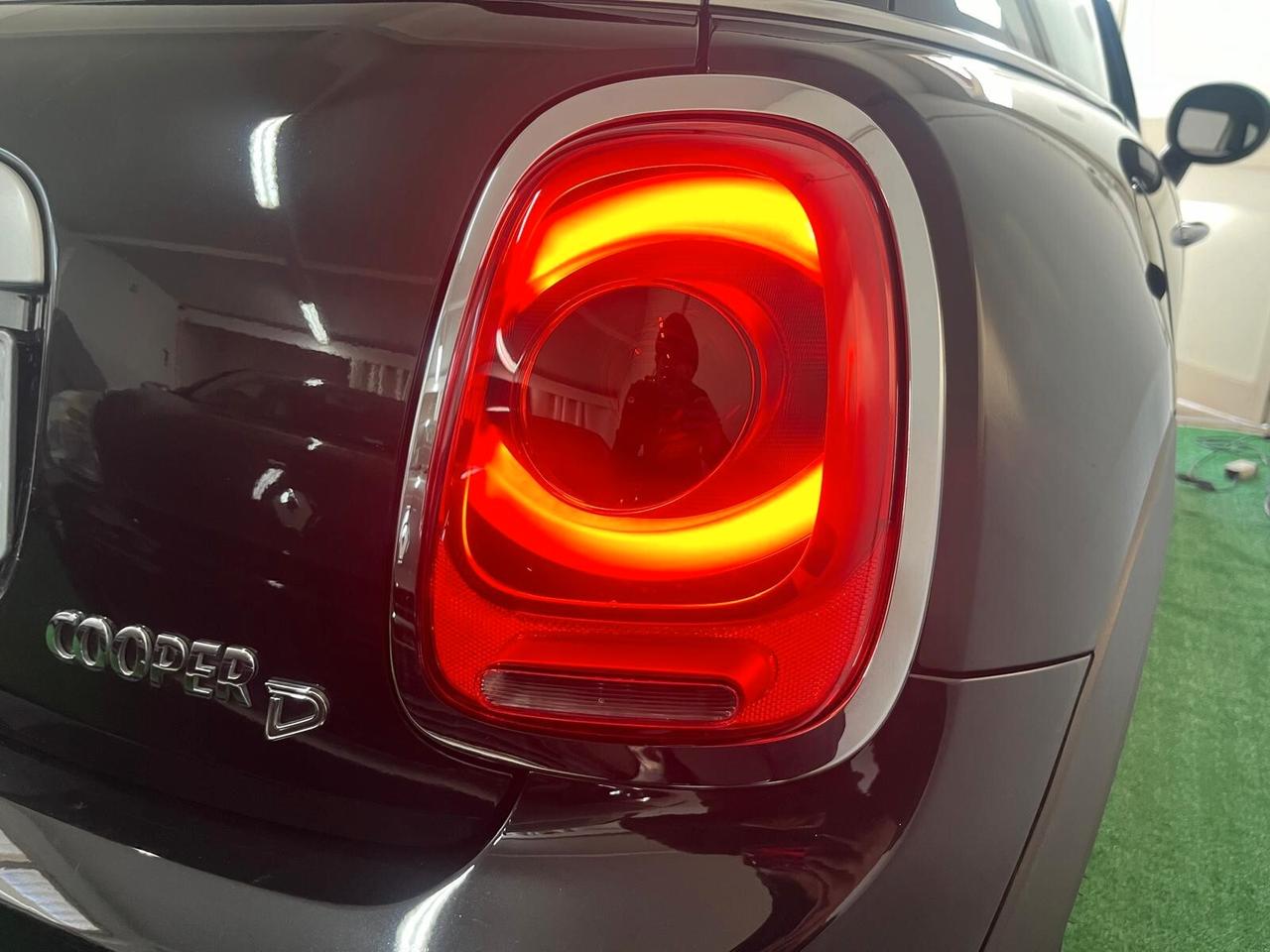 Mini 1.5 Cooper D 116cv Hype FULL BLACK