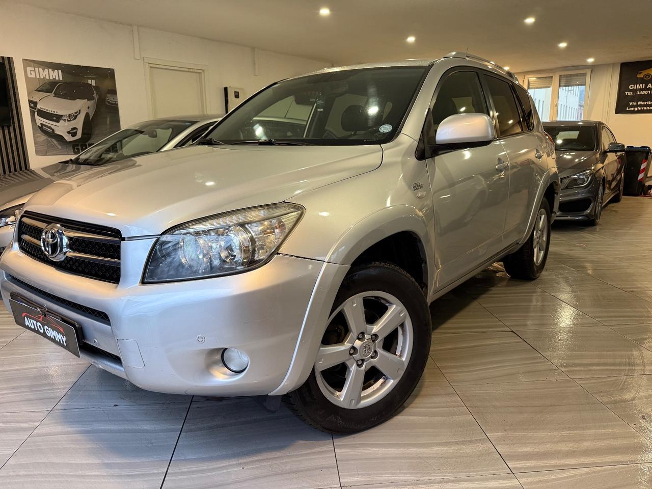 Toyota RAV 4 2.2 DIESEL anno 2010