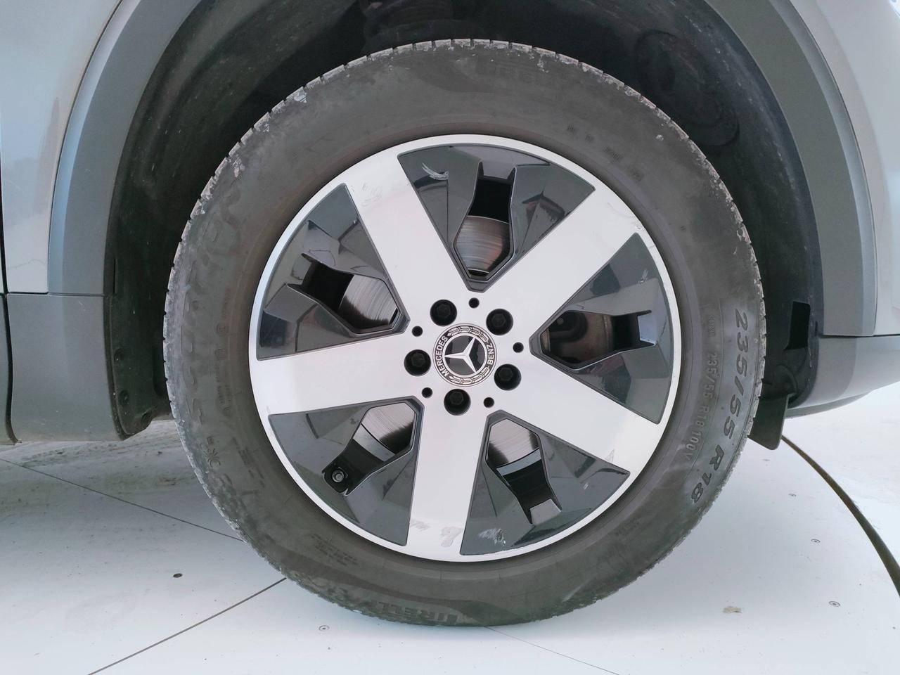 Mercedes-Benz GLB - X247 2019 - GLB 200 d Sport Plus 4matic auto