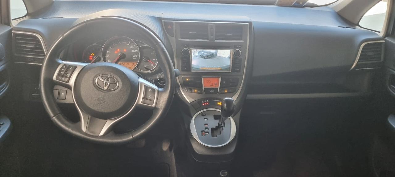 Toyota Verso-S 1.3 CVT Active