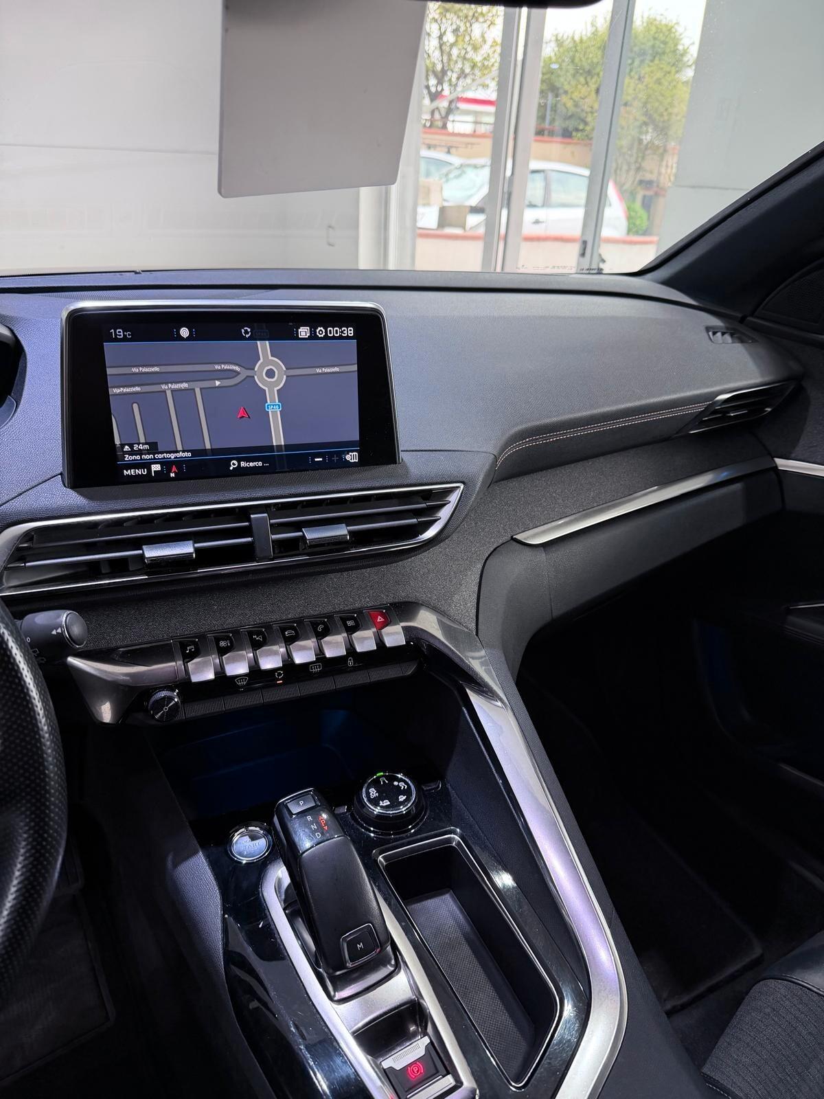 Peugeot 3008 BlueHDi 130 S&S EAT8 GT LINE Pack