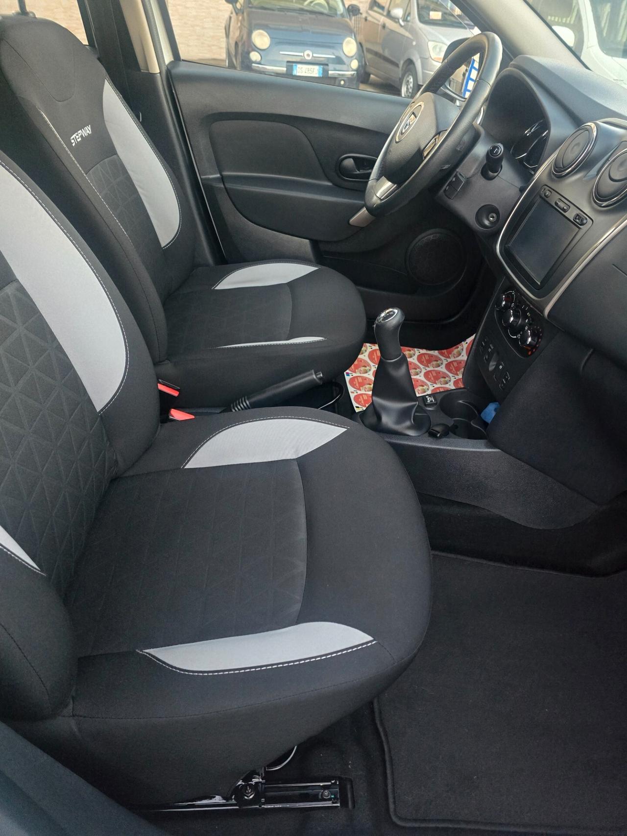 Dacia Sandero 0.9 TCe 12V TurboGPL 90CV Start&Stop Lauréate