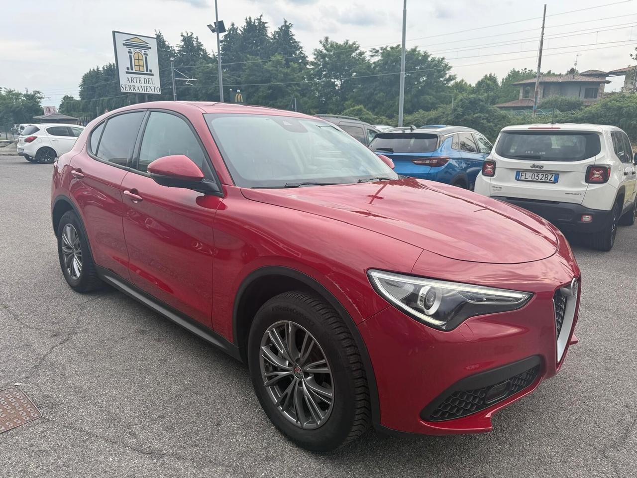 Alfa Romeo Stelvio 2.0 Turbo 200 CV AT8 Q4 Executive
