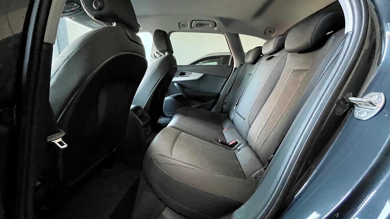 AUDI A4 AVANT 35 2.0 BUSINESS ADVANCED S-TRONIC TDI 163 CV - FULL LED, CARPLAY, CRUISE CONTROL
