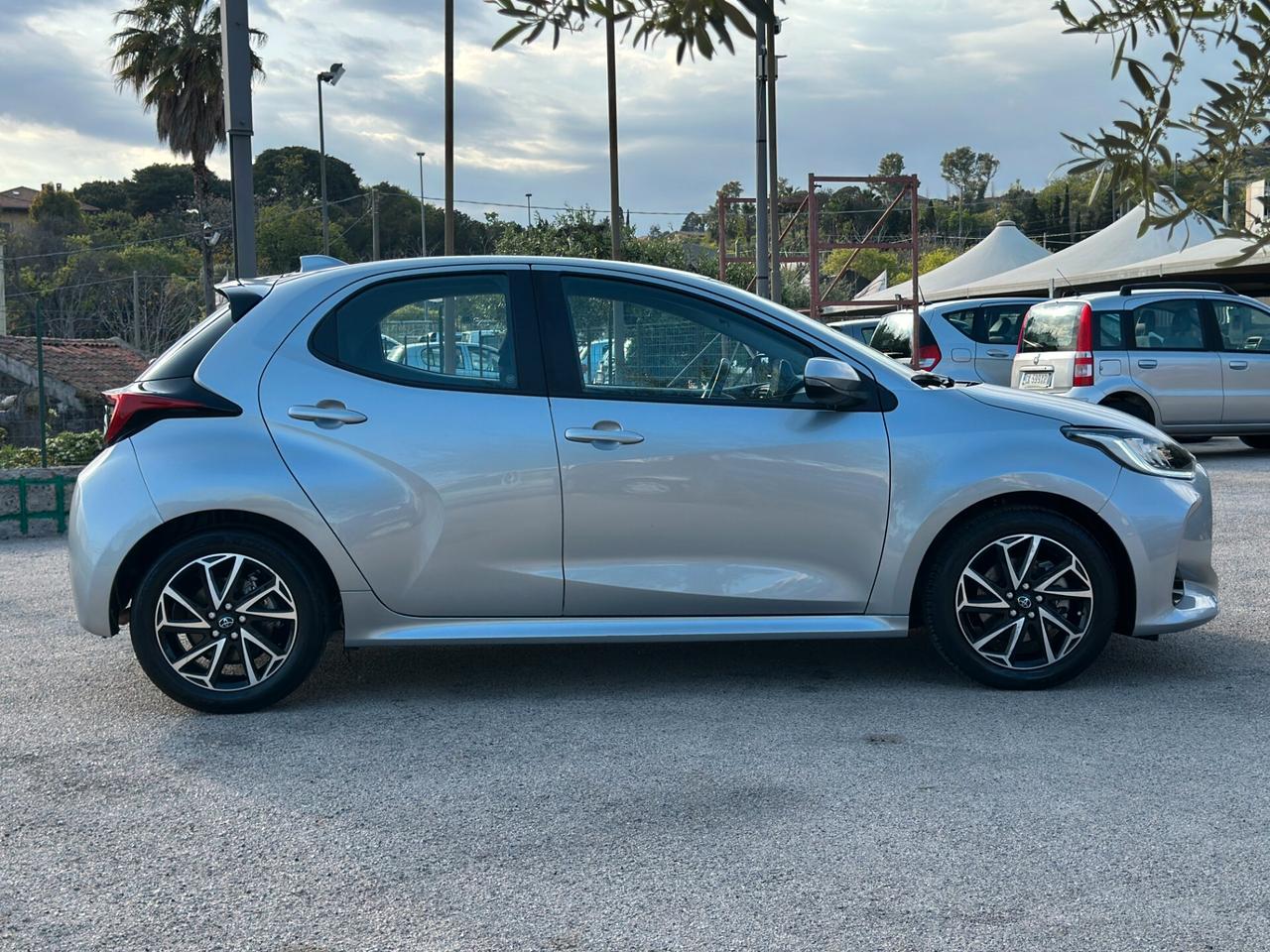 Toyota Yaris 1.5 Hybrid Style GARANZIA TOYOTA