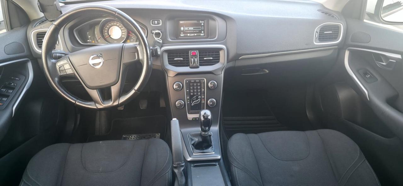 Volvo V40 D4 Summum