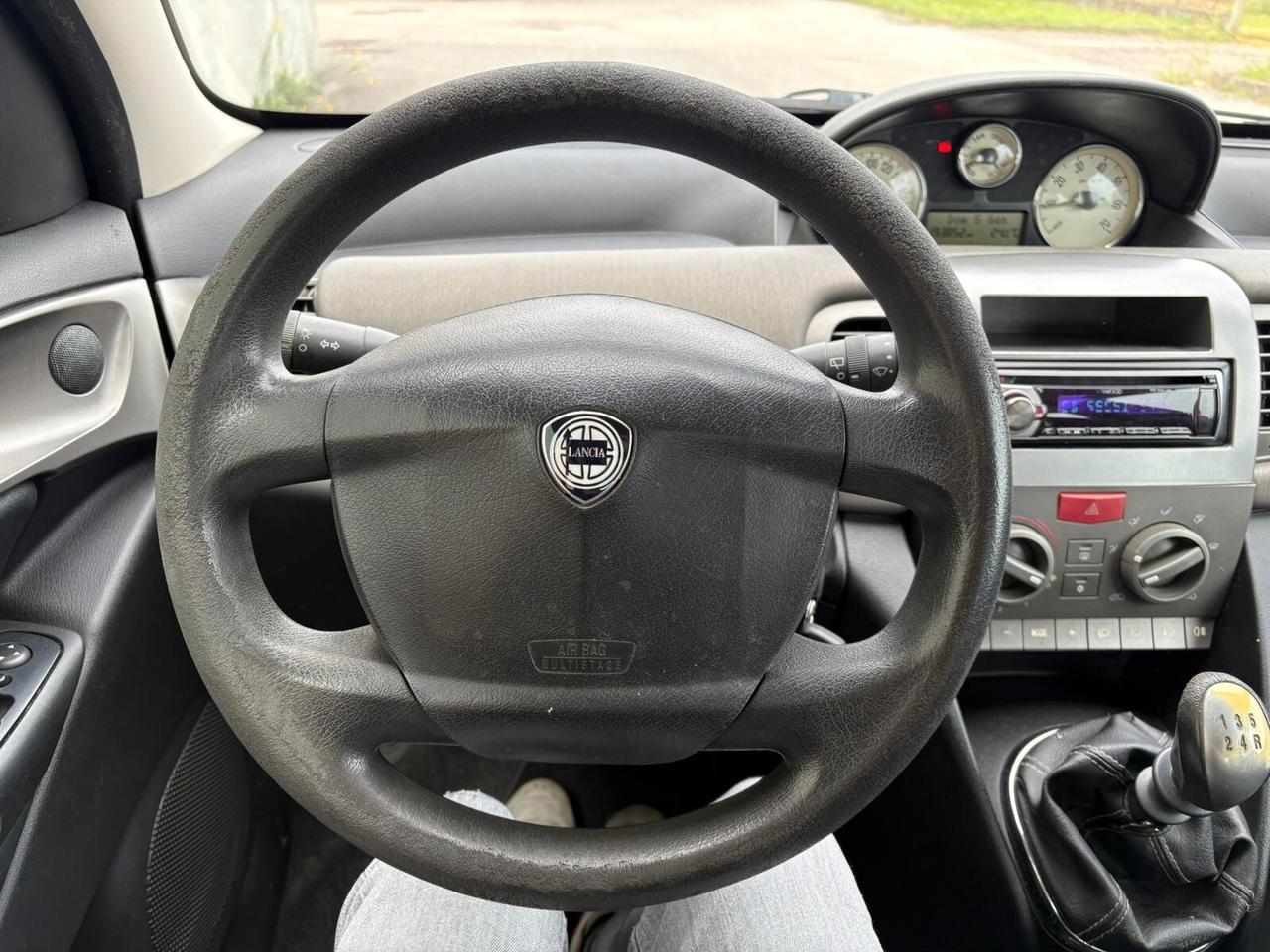 Lancia Ypsilon 1.2 Benzina 60cv NEOPATENTATI