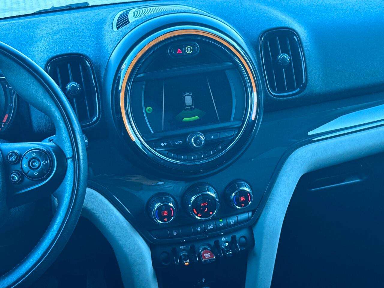 Mini Cooper D Countryman 2.0 Business Automatica NAVI*SENSORI*TAGLIANDATA