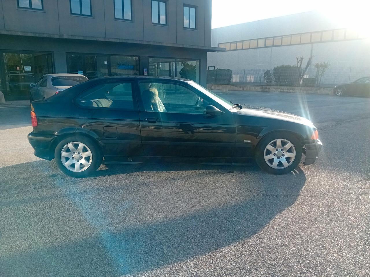 Bmw 318 318tds turbodiesel cat Compact Carving