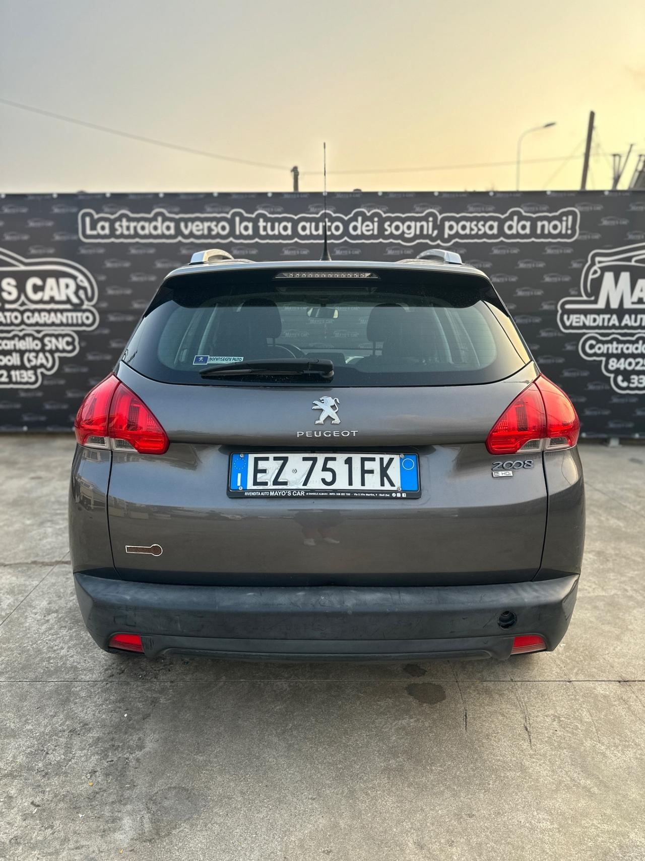 PEUGEOT 2008(anno 2015)