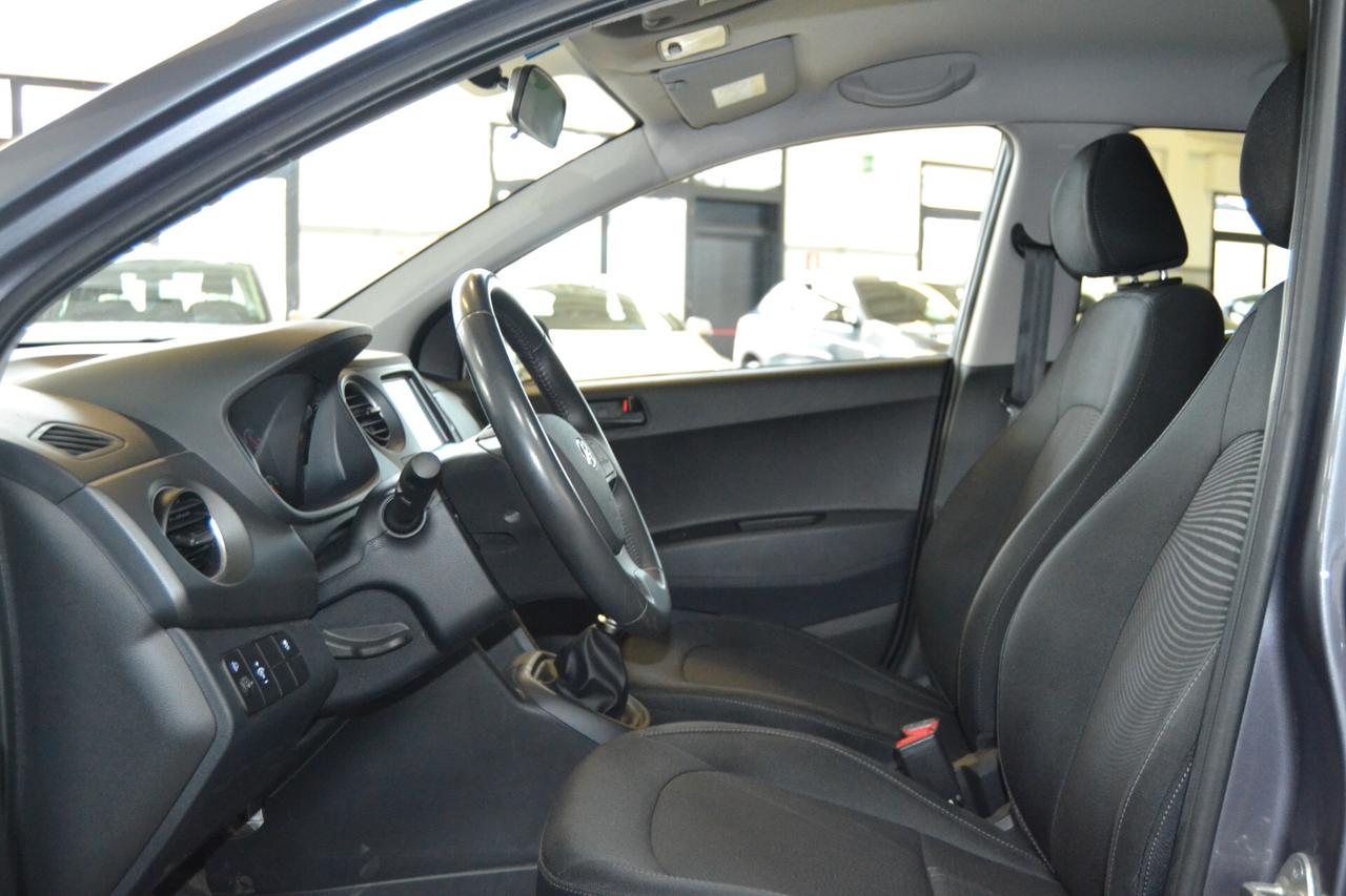 Hyundai i10 1.0 MPI Tech Navi/Cruise/ConnectLINE