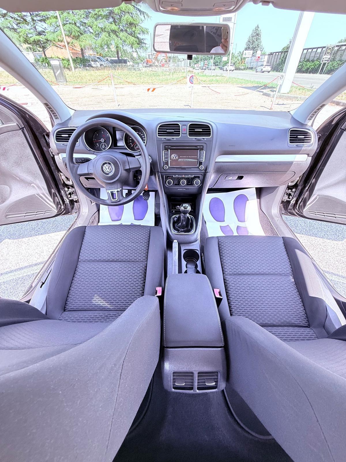 Volkswagen Golf 1.6 TDI DPF 5p. Comfortline Ok neopatentati