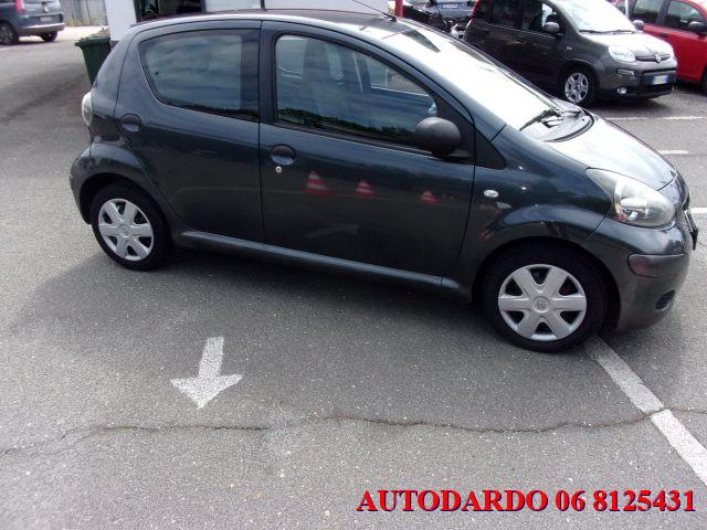 TOYOTA Aygo 1.0 12V VVT-i 5 porte Now Connect