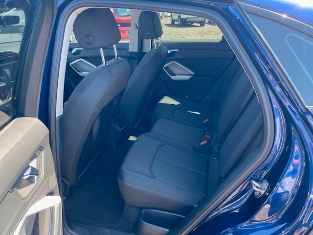 Audi Q3 35 TDI S tronic line edition