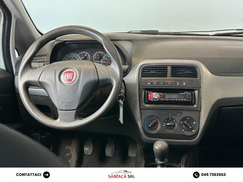 FIAT Punto Van Autocarro