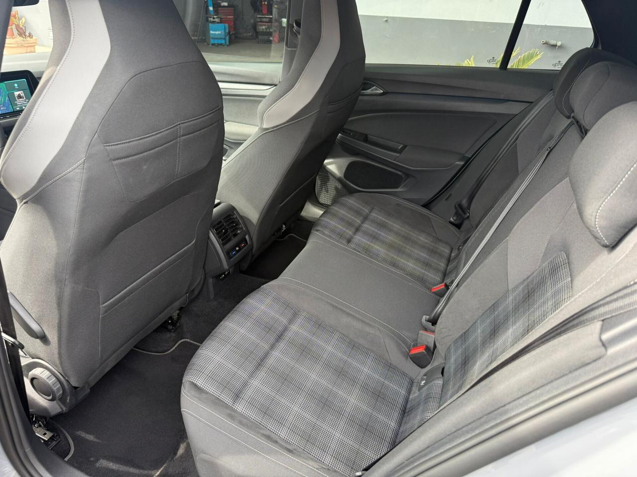 Volkswagen Golf 2.0 TDI GTD DSG