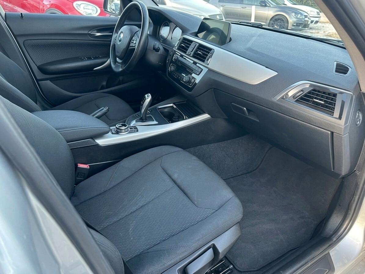 Bmw 118 118d 5p. Business