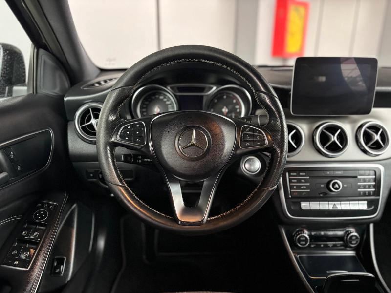 Mercedes GLA 200 d Premium 4matic auto