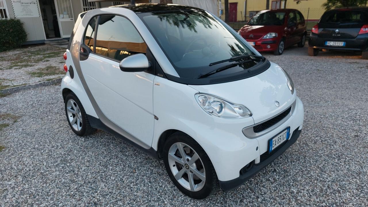 Smart ForTwo 1000 62 kW coupé passion
