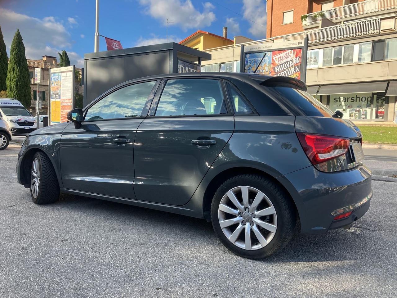 Audi A1 1.6 TDI Metal Plus #7139