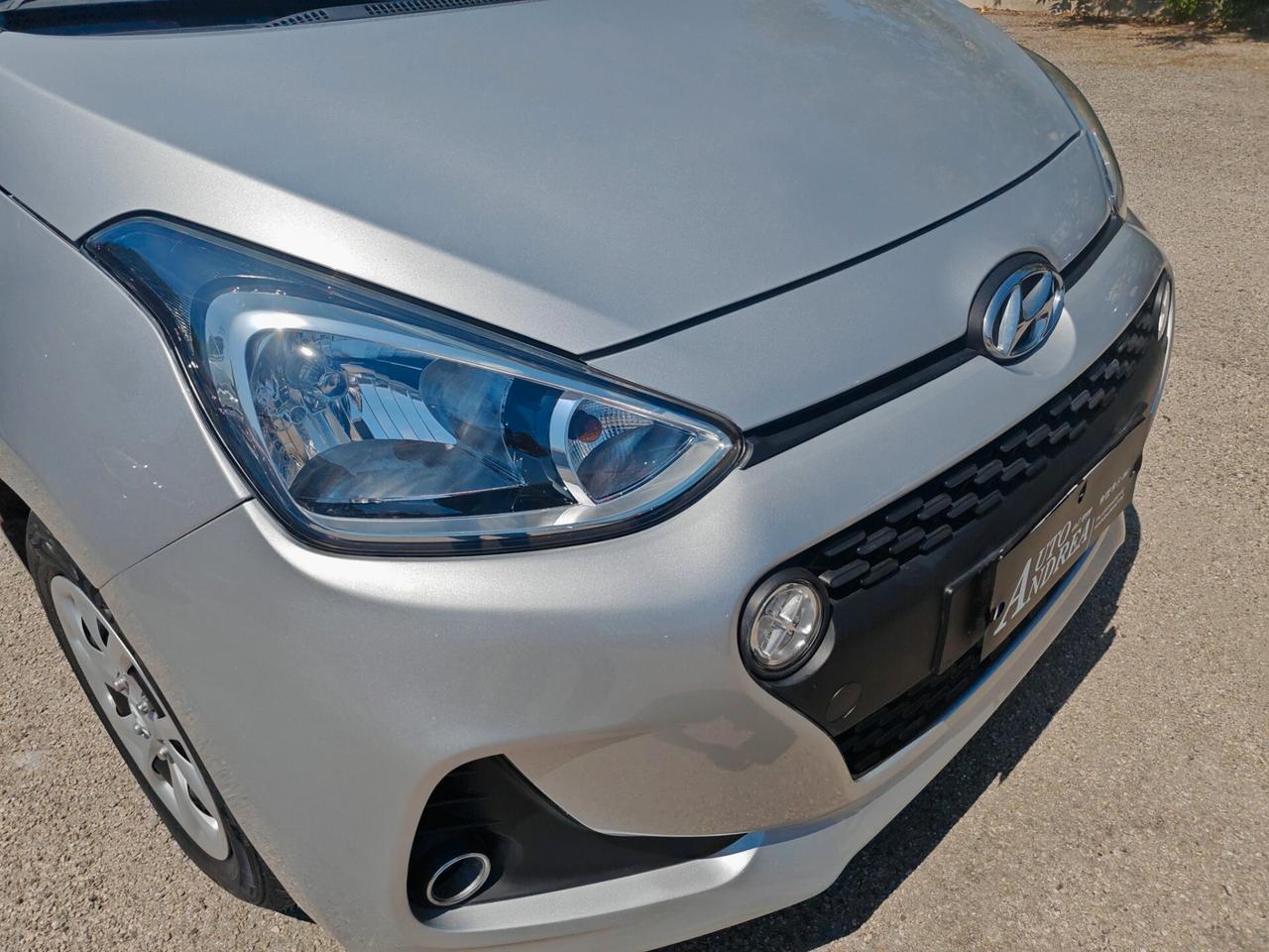 Hyundai i10 1.0 Benzina full optional 2019
