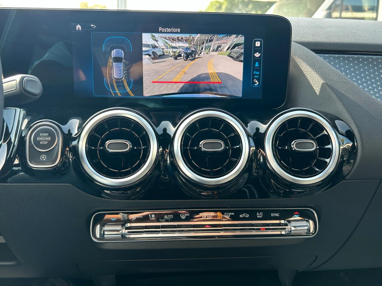 Mercedes-Benz GLA 200 d Progressive Advanced auto KM 0