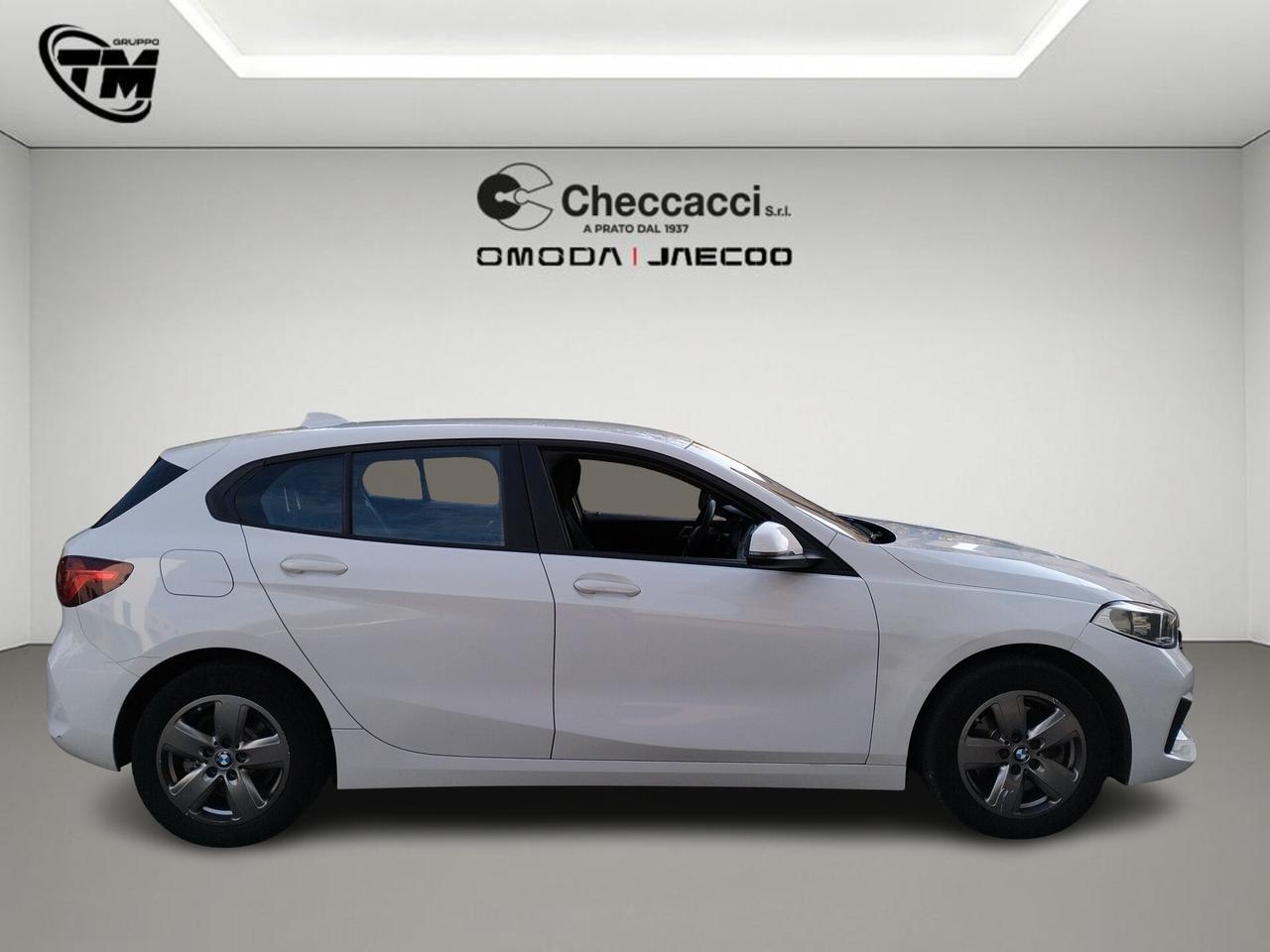 BMW 116 d Serie 1 F40 Sport auto NEOPATENTATI *IVA ESPOSTA*