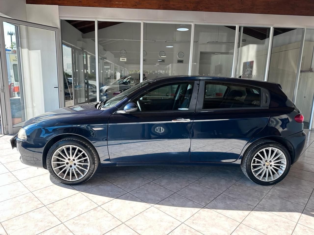 Alfa Romeo 147 1.9 JTD (120) 5 porte Murphy&Nye