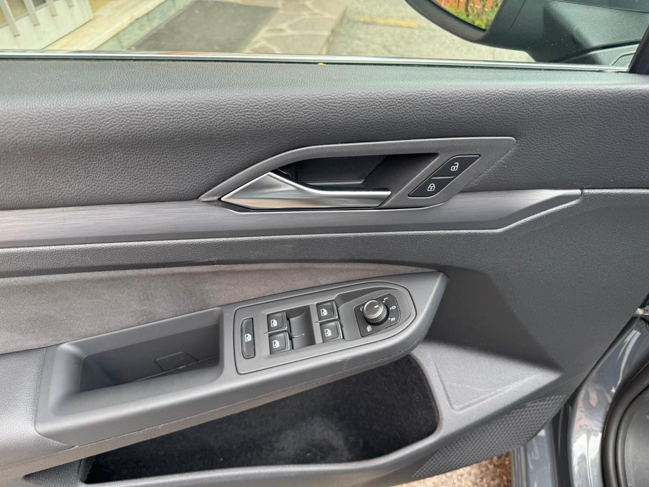 Volkswagen Golf 2.0 tdi Style 115cv dsg