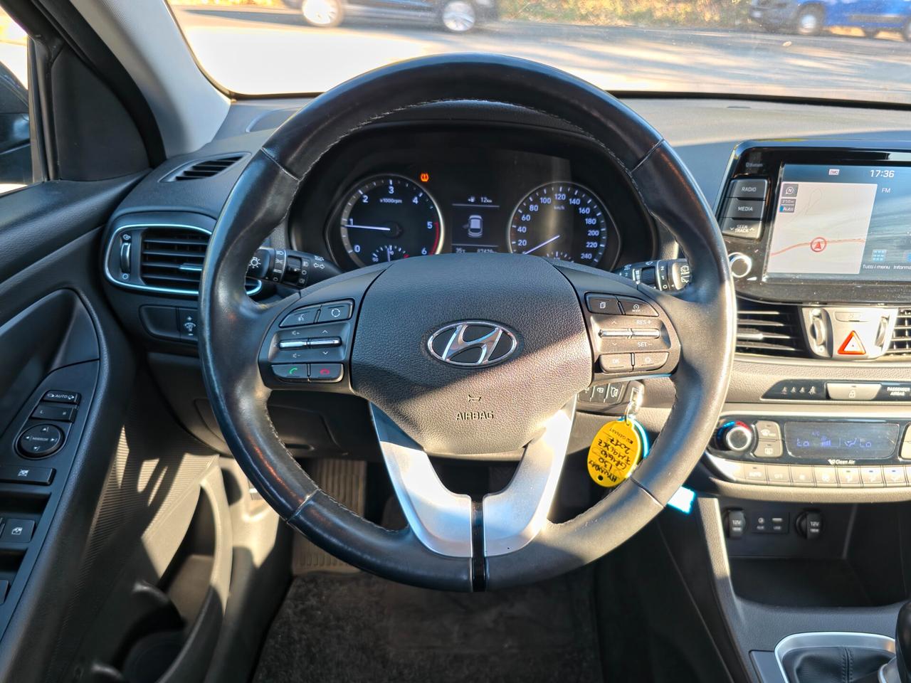 Hyundai i30 1.6 CRDi 110CV 5 porte Style E6B Manuale NEO 2017