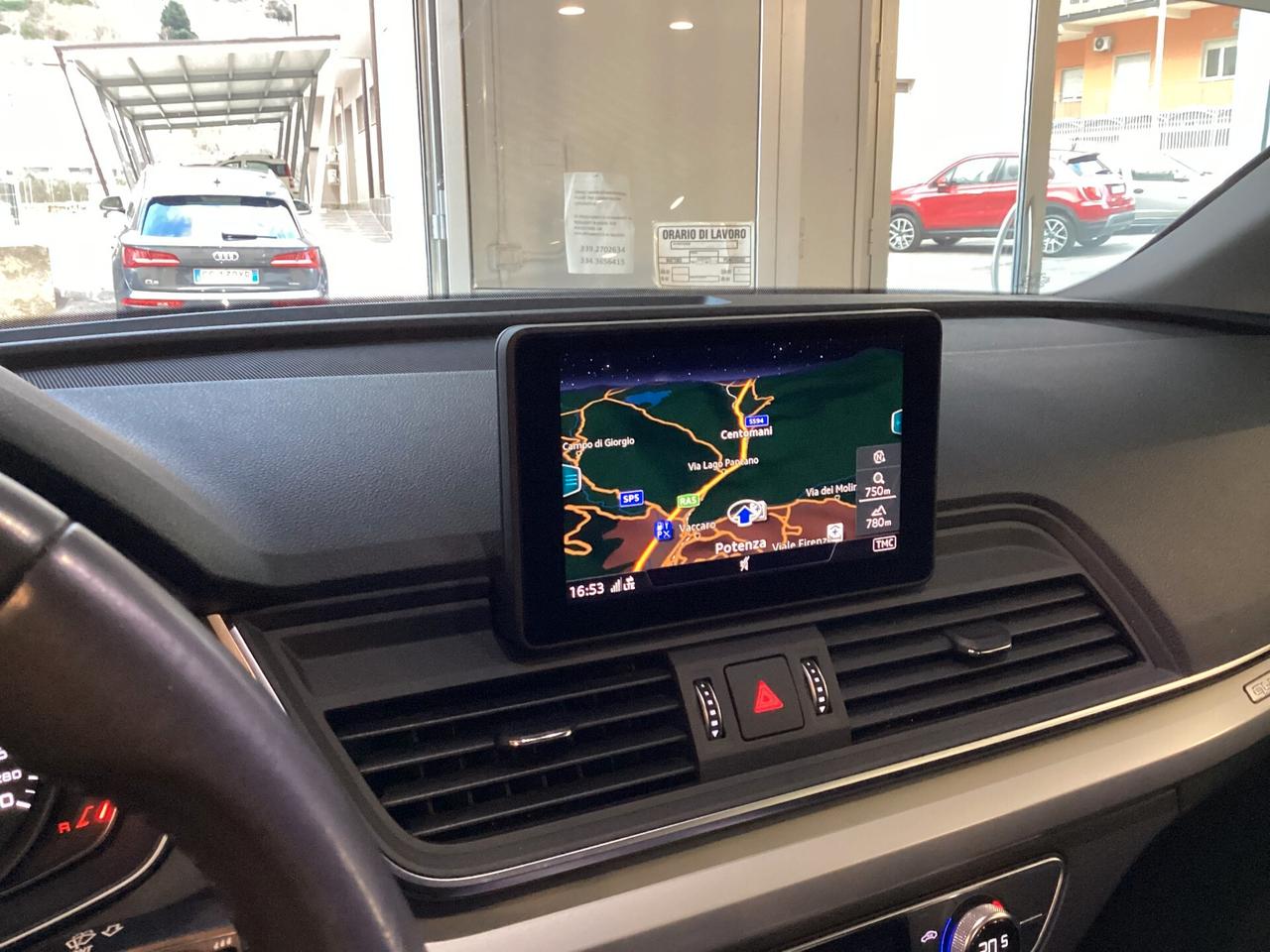 Audi Q5 35 TDI quattro S tronic Business