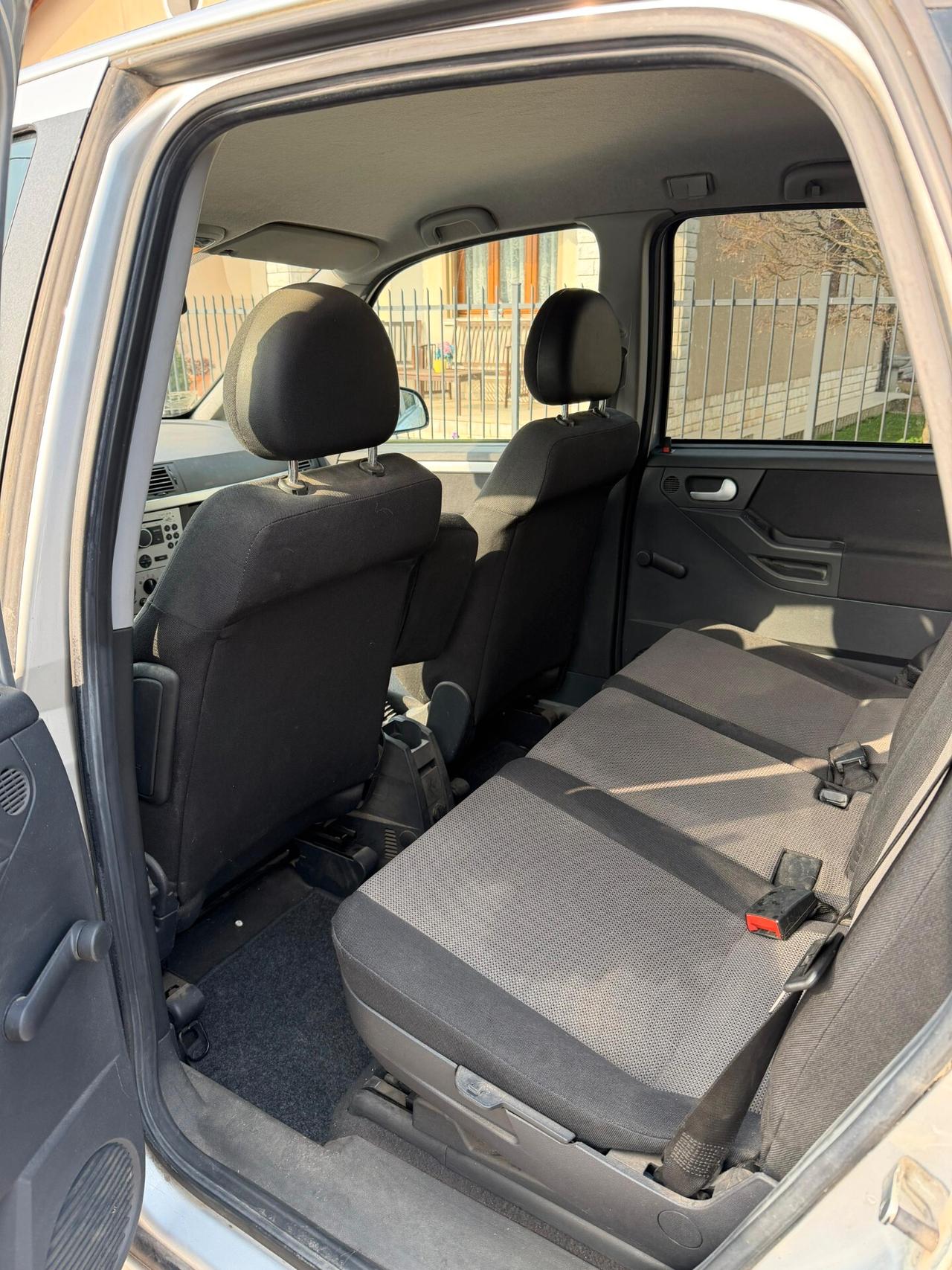 Opel Meriva 1.4 EURO 4 GANCIO TRAINO