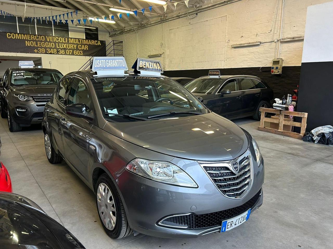 Lancia Ypsilon 1.2 69 CV 5 porte S&S Platinum