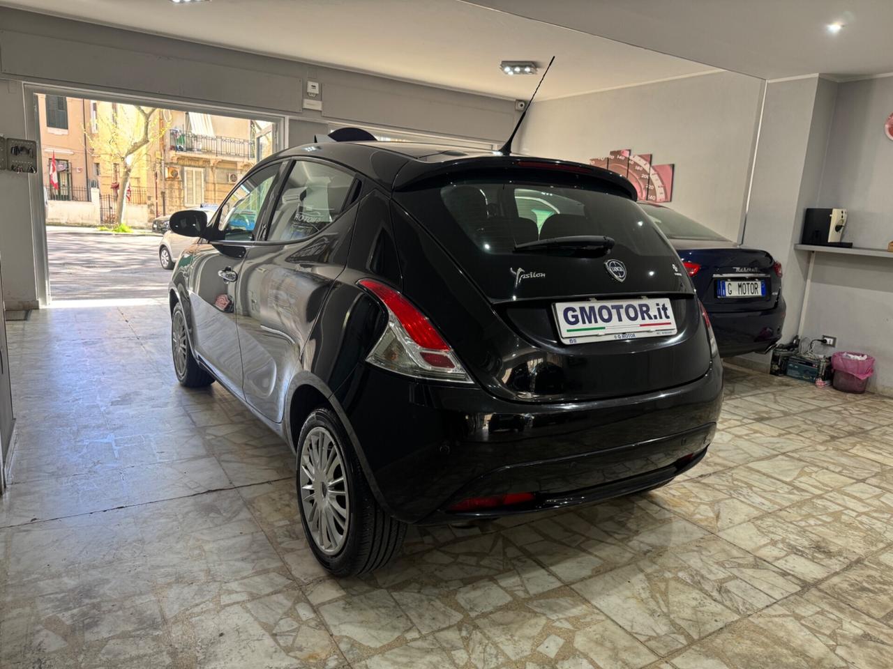 Lancia Ypsilon 1.3 MJT 95 CV Silver Occasione