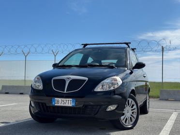 LANCIA YPSILON 1.2 BENZINA MOMO DESING NEO PATENTATI