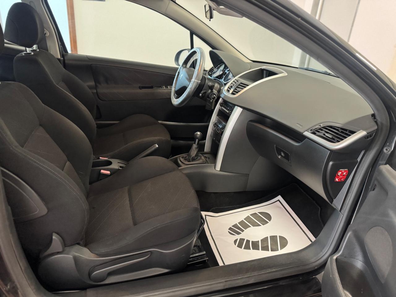 Peugeot 207 1.6 HDi 110CV 3p. Féline perfetta