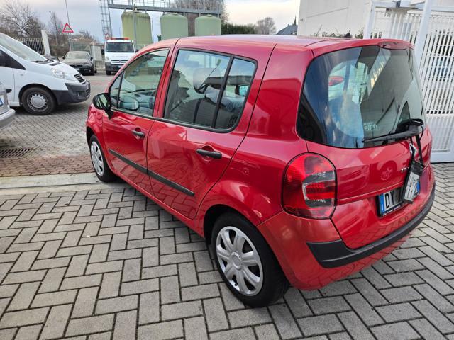 RENAULT Modus 1.2 16V Dynamique