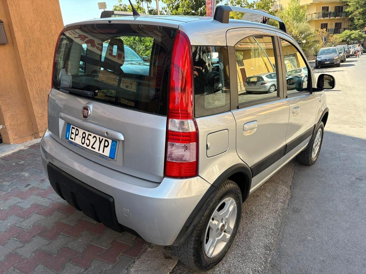 Fiat Panda 1.3 MJT 16V DPF 4x4 Climbing