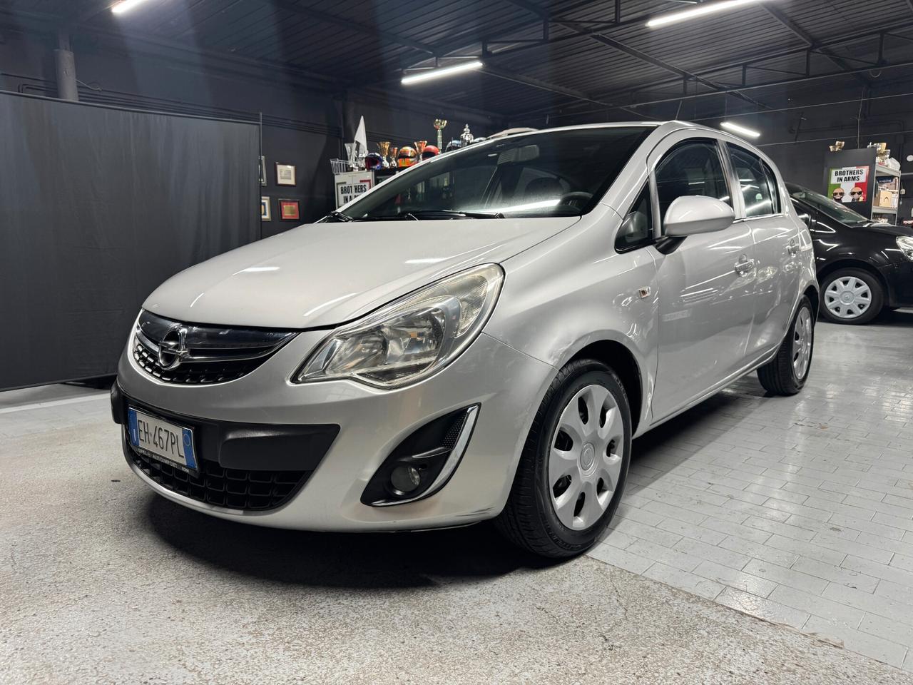 Opel Corsa 1.2 5 porte Elective Neopatentati