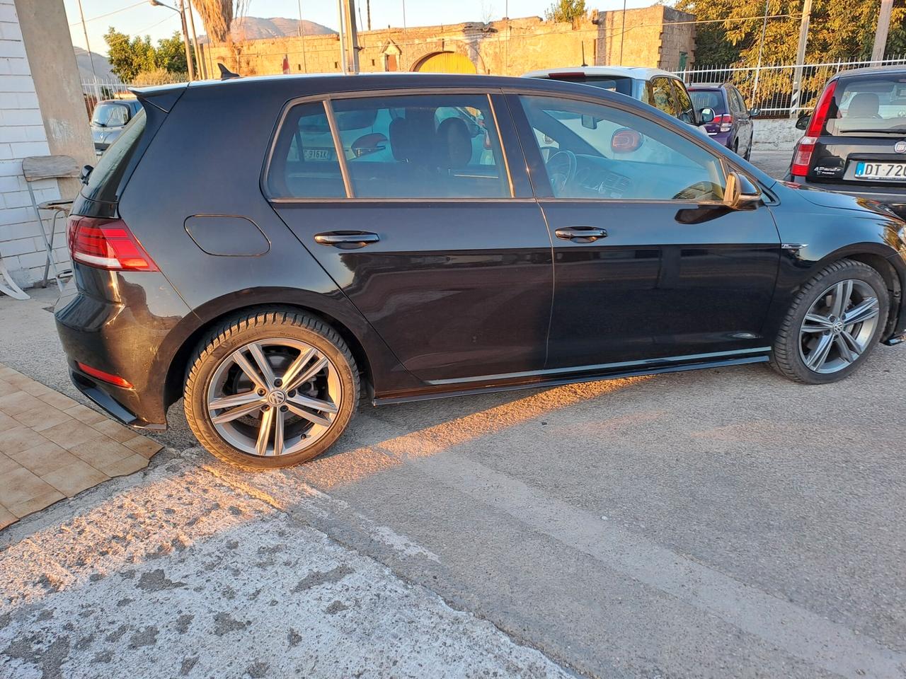 Volkswagen Golf 7.5 2.0 TDI R LINE 150 CV 2020 29MILA KM