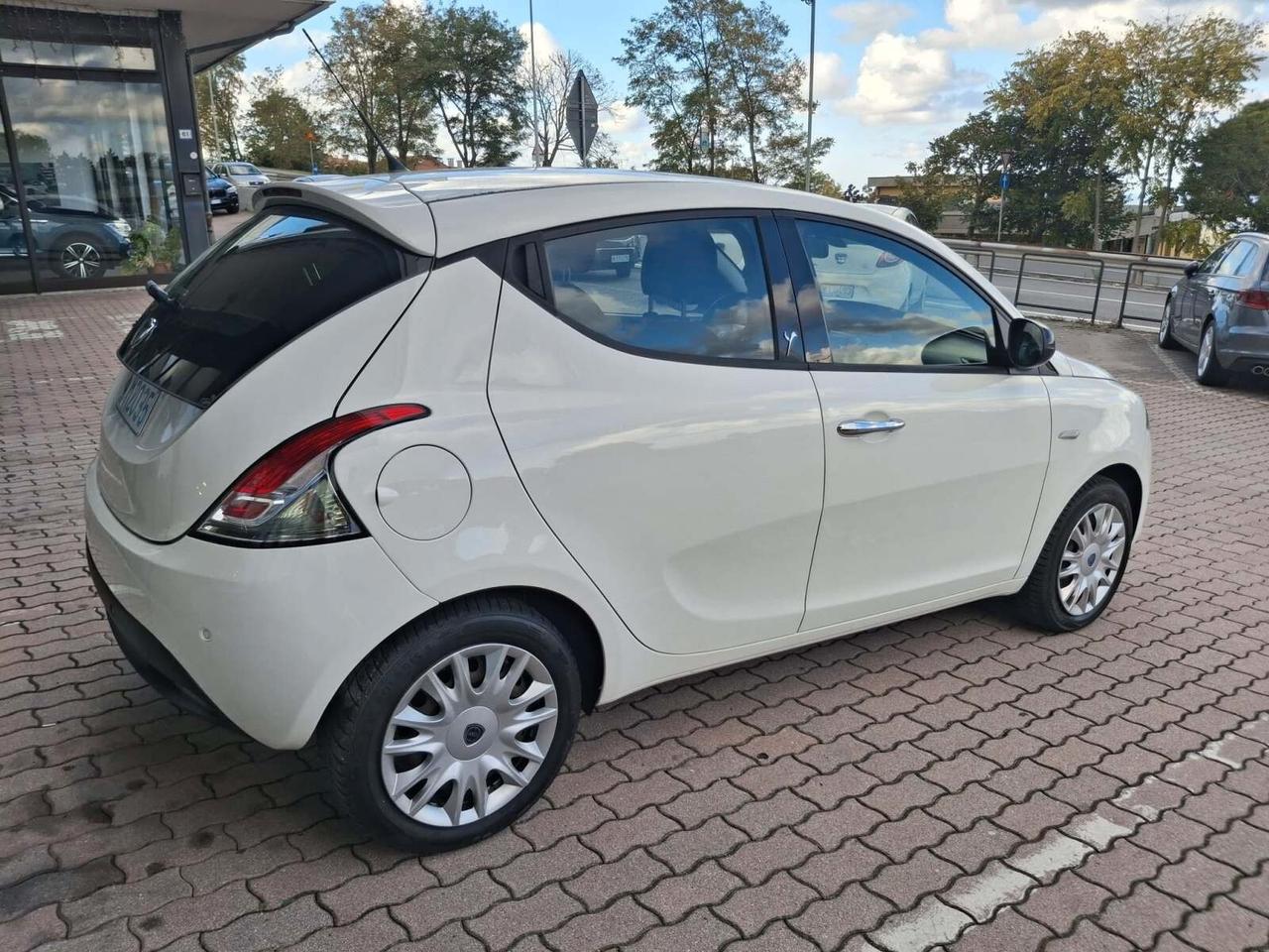 Lancia Ypsilon 1.3 MJT 16V 95 CV 5 porte S&S Gold