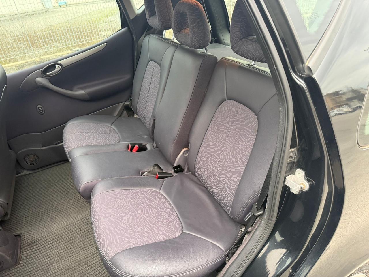 Mercedes-benz A 160 BlueEFFICIENCY 156000 km