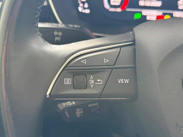 AUDI Q3 35 TDI Business Advanced