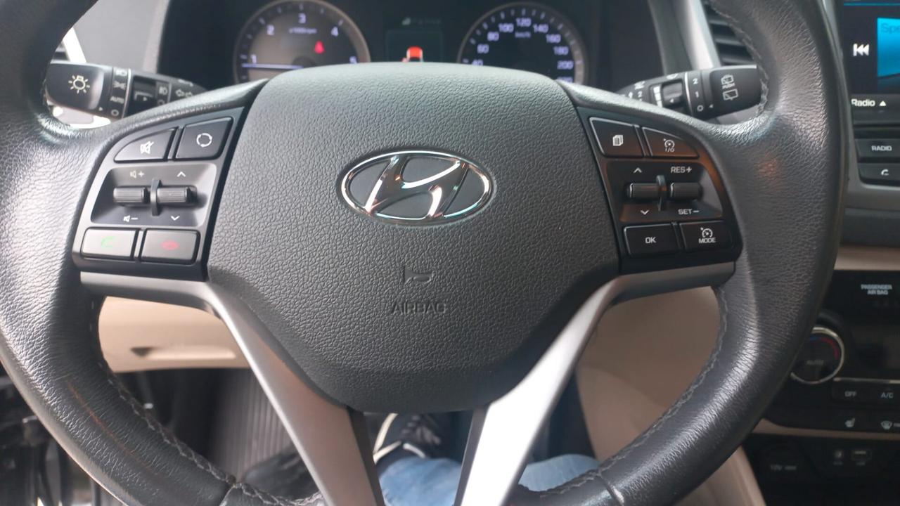 Hyundai Tucson 1.7 CRDi Xpossible