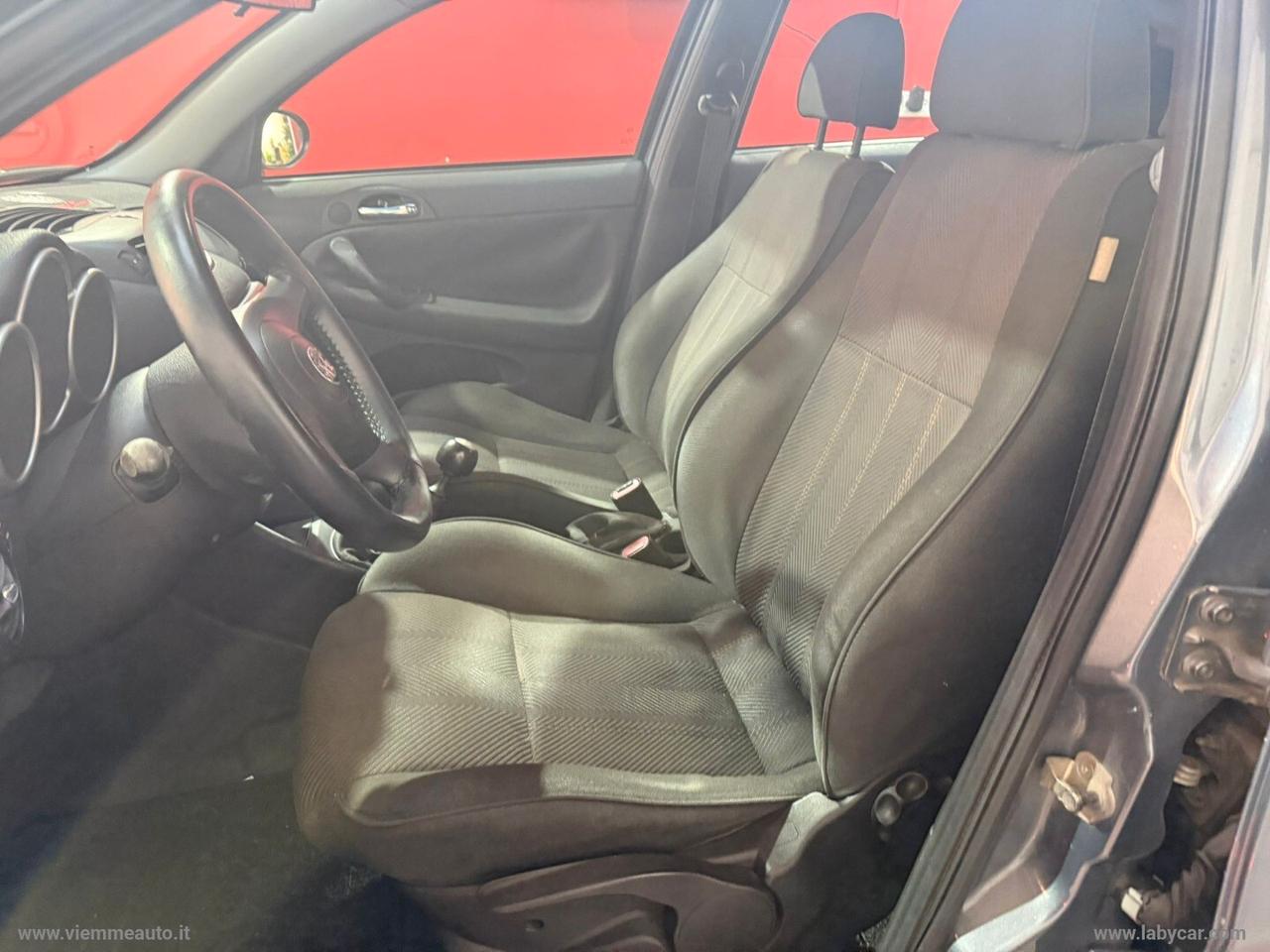 Alfa Romeo 147 1.9 JTD (115 CV) cat 5p. Distinctive