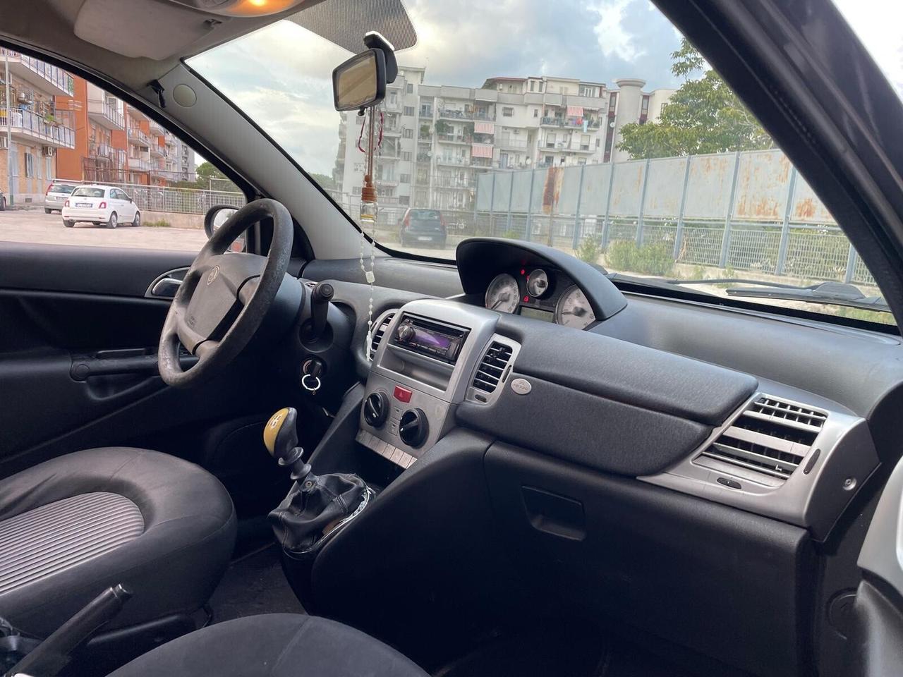 Lancia Ypsilon 1.2 GPL Argento IN OTTIME CONDIZIONI