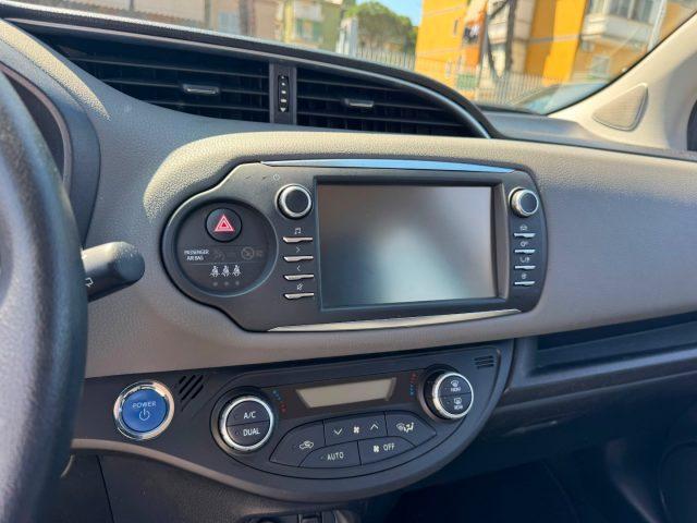 TOYOTA Yaris 1.5 Hybrid 5 porte Cool