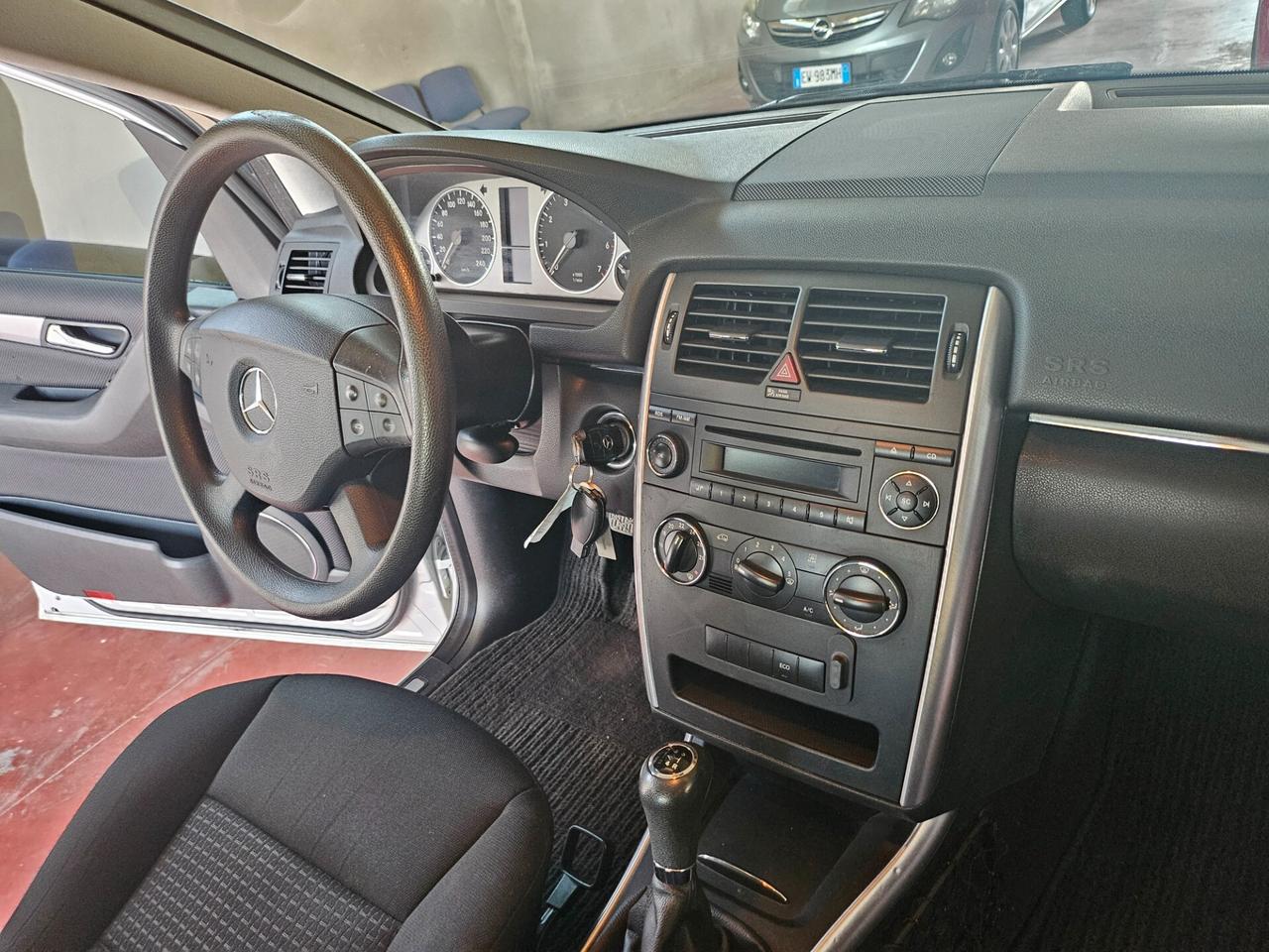 Mercedes-benz B 180 BlueEFFICIENCY Executive