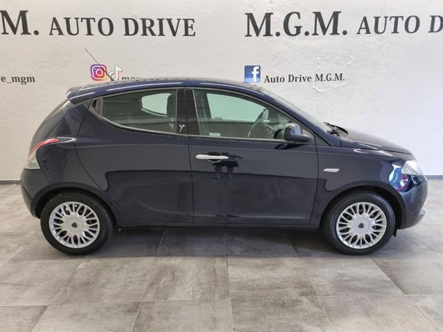LANCIA Ypsilon 1.2 69 CV 5 porte Silver